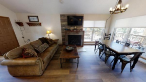 Whispering Pines - On the River - Great Views - Satellite - WiFi - Great Outdoor Deck!